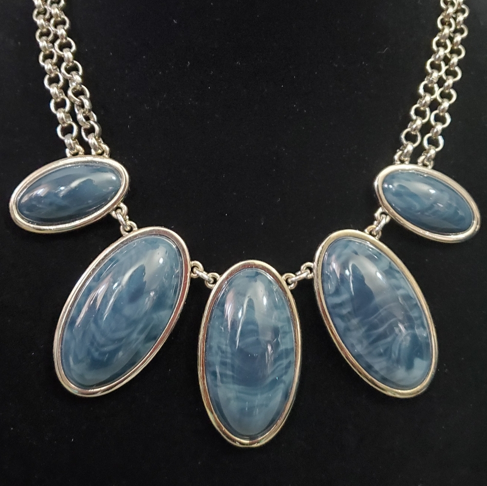 Ann Taylor 5 Stone Statement Necklace Blue and Silvertone